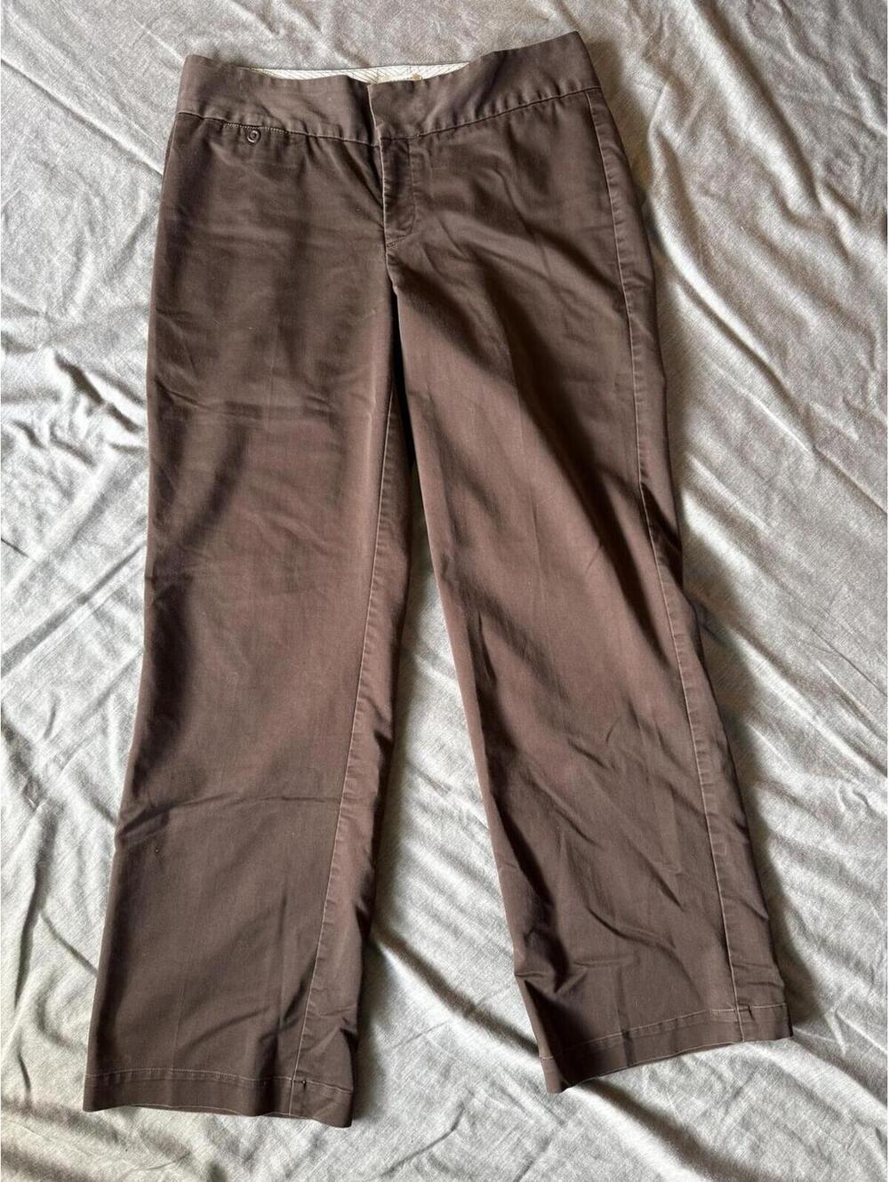 Dockers Mid-Rise Curvy Pants Women’s Size 10 REG April Pant Brown Pockets Casual